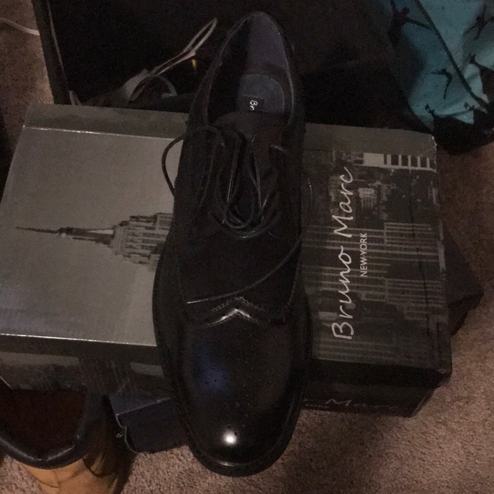 Black leather/suede lace ups